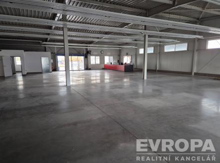 Pronájem komerčního objektu, průmyslový areál, 2 175 m²