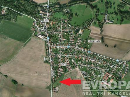 Prodej pozemku pro komerční výstavbu, 6 736 m²