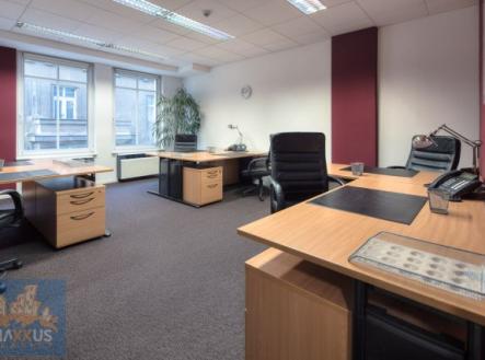 Pronájem kanceláře, 37 m²