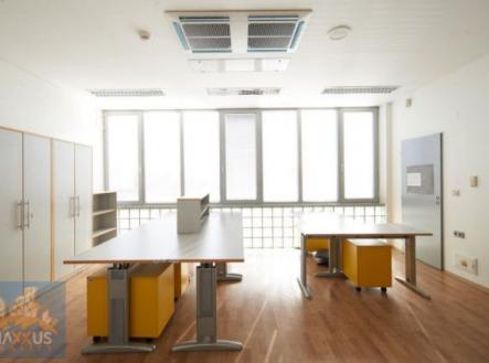 Pronájem kanceláře, 30 m²