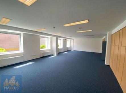 Pronájem kanceláře, 39 m²