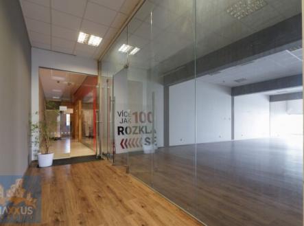 Pronájem obchodní prostor, 150 m²