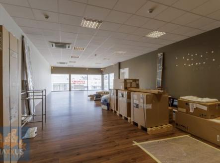 Pronájem obchodní prostor, 130 m²