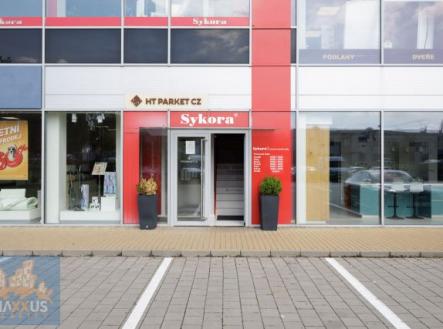 Pronájem obchodní prostor, 267 m²