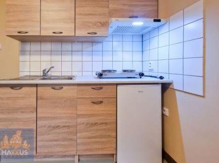 Pronájem bytu, 1+kk, 23 m²