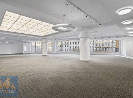 Pronájem - obchodní prostor, 480 m²