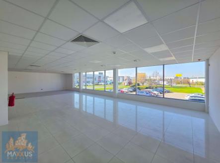 Pronájem obchodní prostor, 278 m²