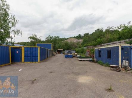 Pronájem pozemku pro komerční výstavbu, 3 070 m²