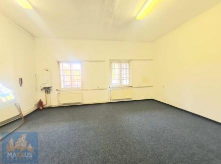 Pronájem kanceláře, 30 m²