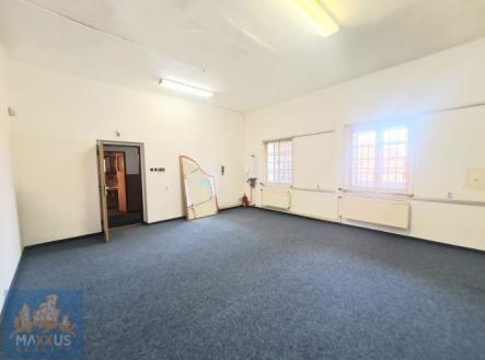 Pronájem kanceláře, 30 m²