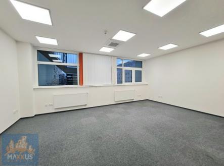 Pronájem kanceláře, 30 m²