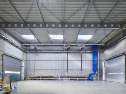 Pronájem komerčního objektu, sklad, 3 370 m²