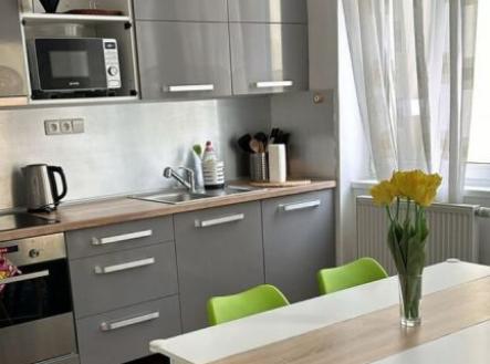 Pronájem bytu, 3+kk, 74 m²