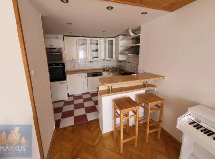 Pronájem bytu, 4+kk, 95 m²