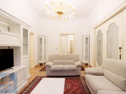 Pronájem bytu, 3+kk, 77 m²