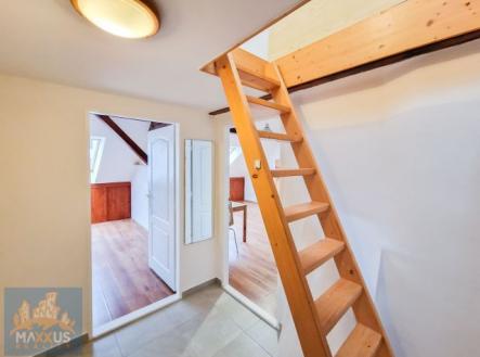 Pronájem bytu, 3+kk, 62 m²