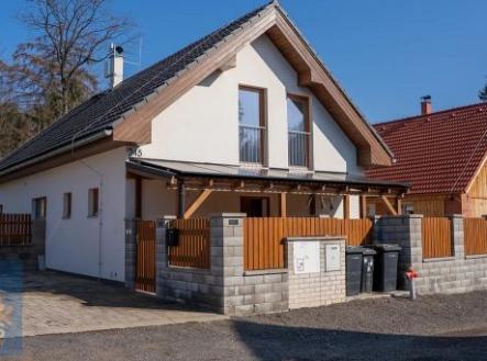 Pronájem domu/vily, 160 m²