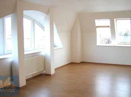 Pronájem bytu, 4+1, 129 m²