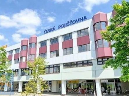 Pronájem obchodní prostor, 384 m²