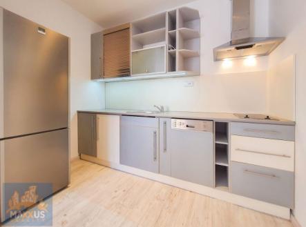 Pronájem bytu, 1+kk, 35 m²