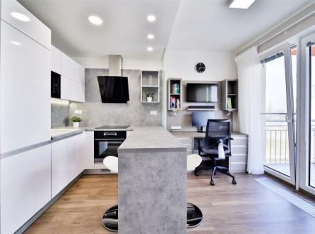 Pronájem bytu, 1+kk, 39 m²