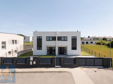 Prodej domu/vily, 280 m²