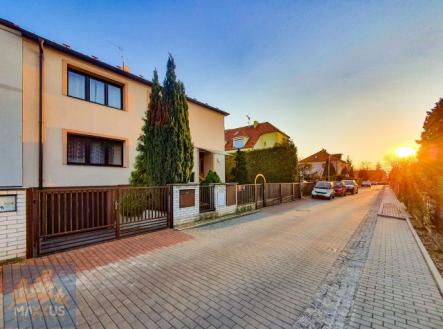 Pronájem domu/vily, 570 m²
