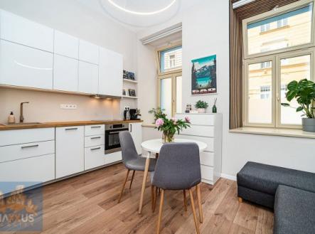 Pronájem bytu, 1+kk, 26 m²