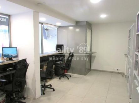 Prodej - obchodní prostor, 112 m²