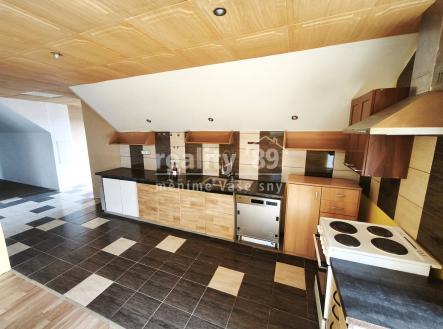 Prodej hotel, 227 m²