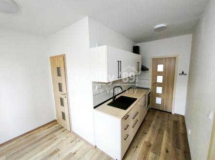 Pronájem bytu, 2+1, 60 m²