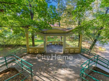 park Jezerka_altan | Horní 9