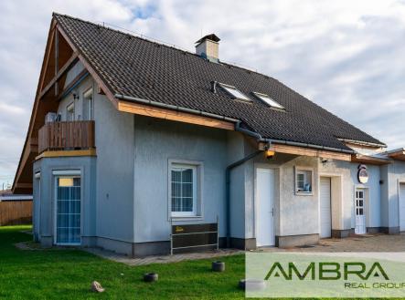 Prodej - dům/vila, 180 m²
