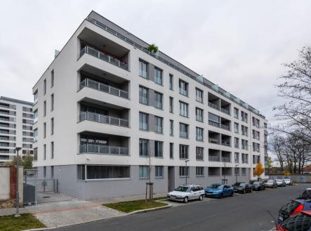 Pronájem bytu, 1+kk, 36 m²