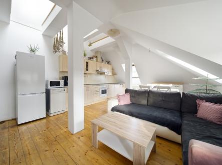 Prodej nájemního domu, 420 m²