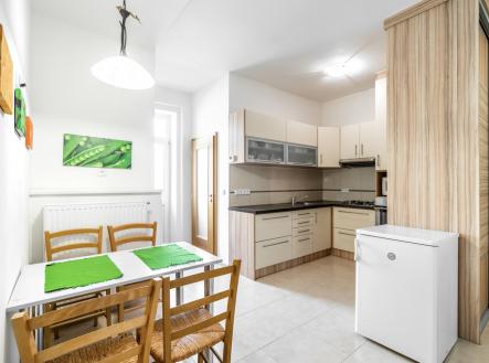 Pronájem bytu, 2+1, 57 m²