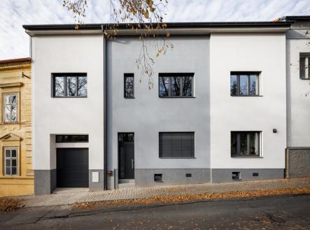 Pronájem bytu, 3+kk, 96 m²