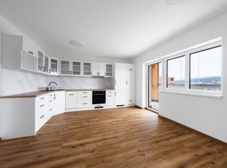 Pronájem bytu, 3+kk, 82 m²