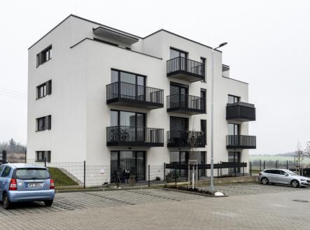 Pronájem bytu, 1+kk, 124 m²