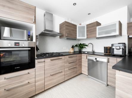 Prodej bytu, 4+1, 82 m²