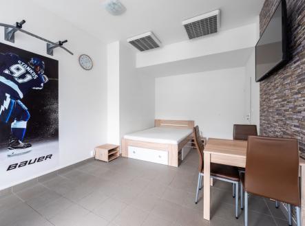 Pronájem obchodní prostor, 40 m²