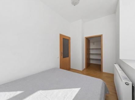 Pronájem bytu, 2+kk, 41 m²