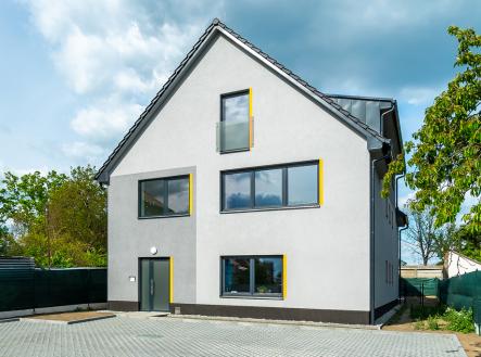 Pronájem bytu, 1+kk, 35 m²