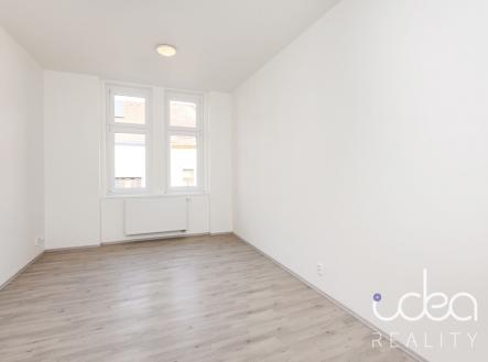 Pronájem bytu, 1+1, 47 m²