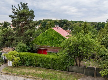 Rodinný dům u Boleveckého rybníka, 200 m2