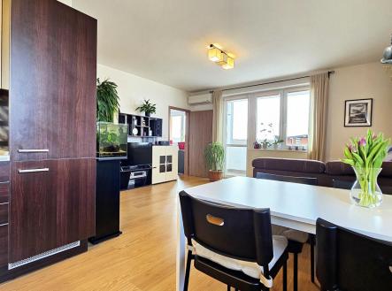 Prodej bytu, 3+kk, 66 m²