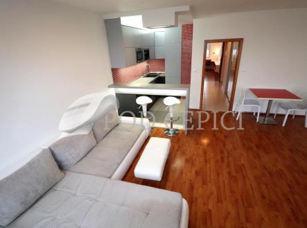 Pronájem bytu, 2+kk, 58 m²