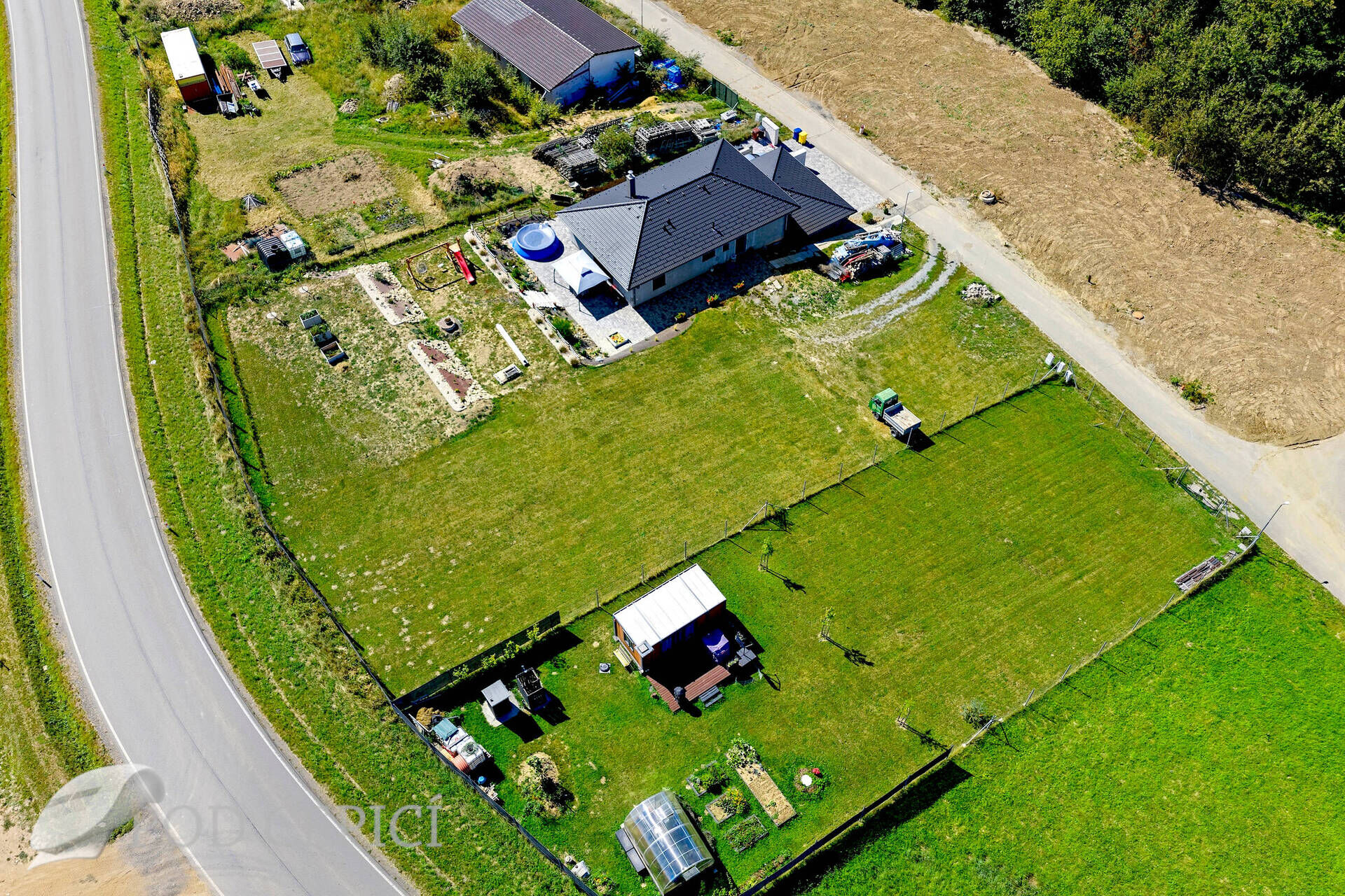 Prodej stavebního pozemku, 1.058m2, Ždárná