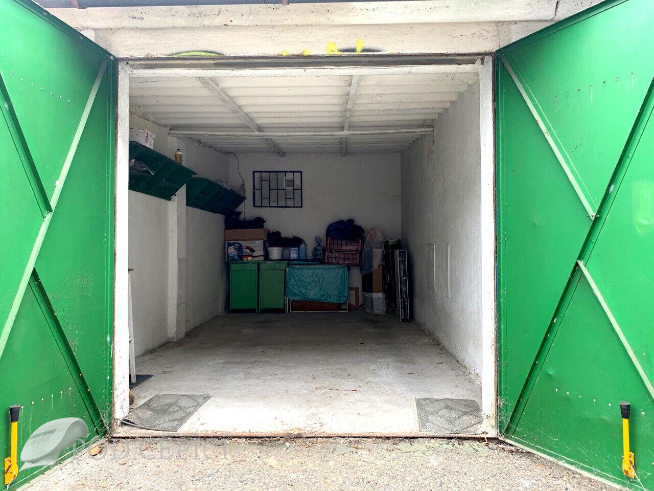 Pronájem garáže, 17 m2, ul. Kopečná, Staré Brno