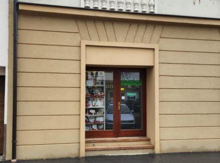 Pronájem - obchodní prostor, 120 m²
